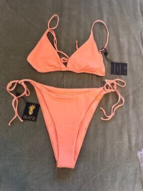 NWT Skatie Ella & Vera Peach Bikini Set Large